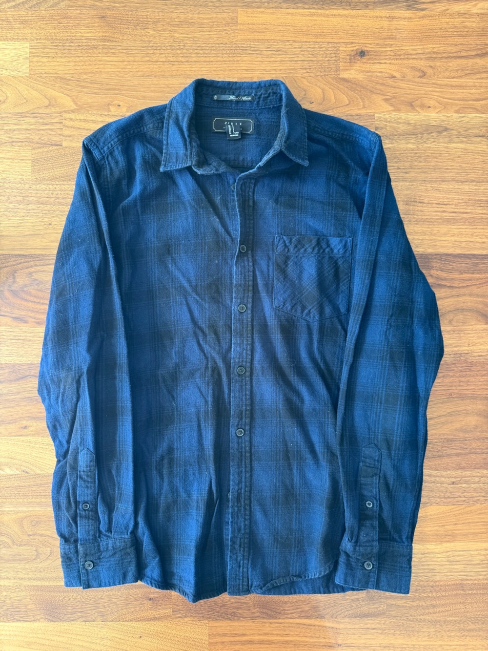 21men Men's Dark Blue Plaid Button-Down Shirt